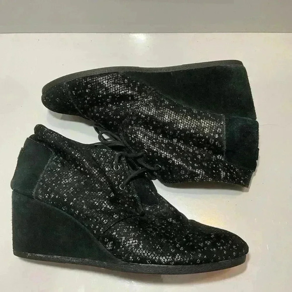 TOMS Desert Wedge Lace Up Ankle Bootie suede shimmering women’s shoe size 11 - Picture 3 of 9